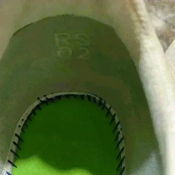 Rothy’s The RS02 Sneaker Courtside White Women’s 12.5 Men’s 11 Unisex Sneaker - Picture 7 of 10